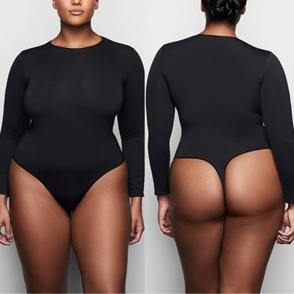 Skims  (C4) Essential Thong Long Sleeve Bodysuit Women's Black S/M  NWOT